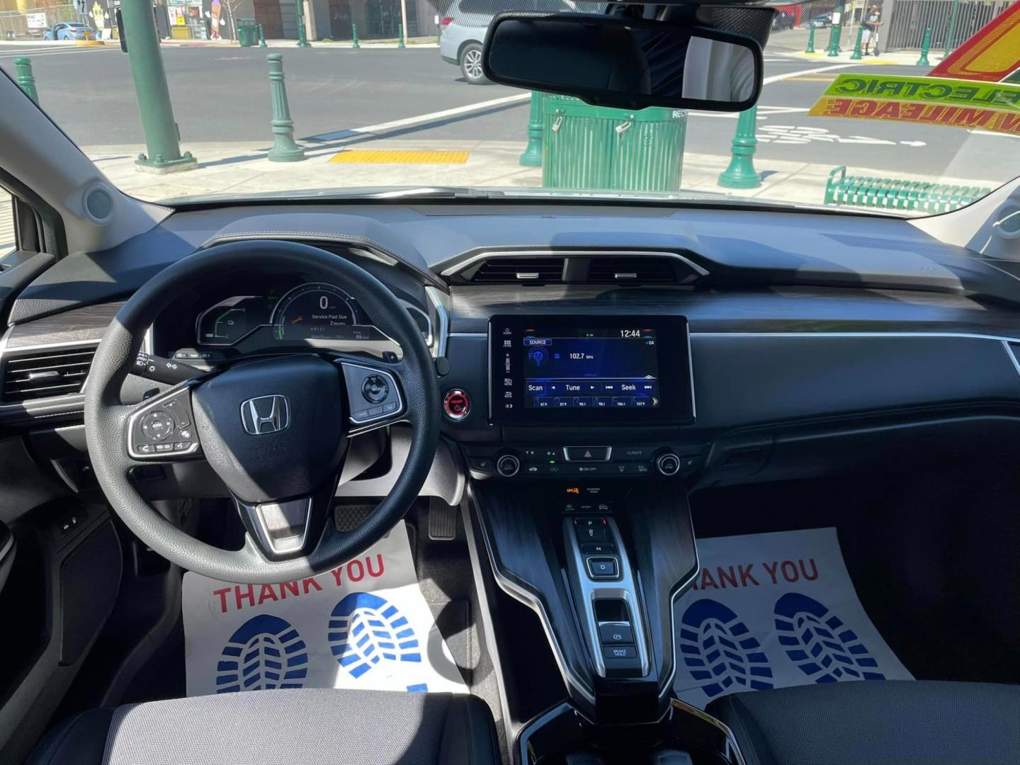 2021 SILVER /BLACK Honda Clarity Plug-In Hybrid (JHMZC5F14MC) with an 1.5L L4 DOHC 16V HYBRID engine, CVT transmission, located at 744 E Miner Ave, Stockton, CA, 95202, (209) 944-5770, 37.956863, -121.282082 - PLUS TAXES AND FEES - Photo#5